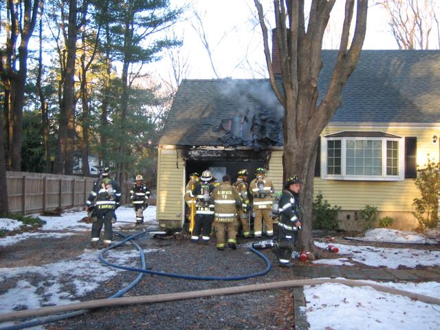 Structure Fire - 25 West Circle - 12/24/07